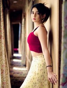 Call Girls Sushant Golf City