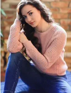 Elite escort service in Sushant Golf City for home and hotel visits